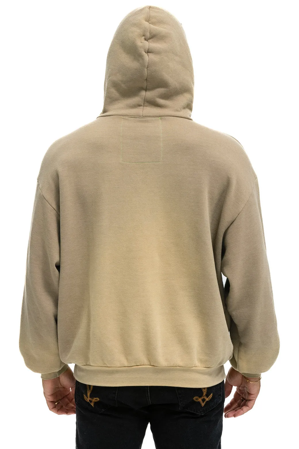 CALIFORNIA SURFER PATCH PULLOVER RELAXED HOODIE - FADED TAN