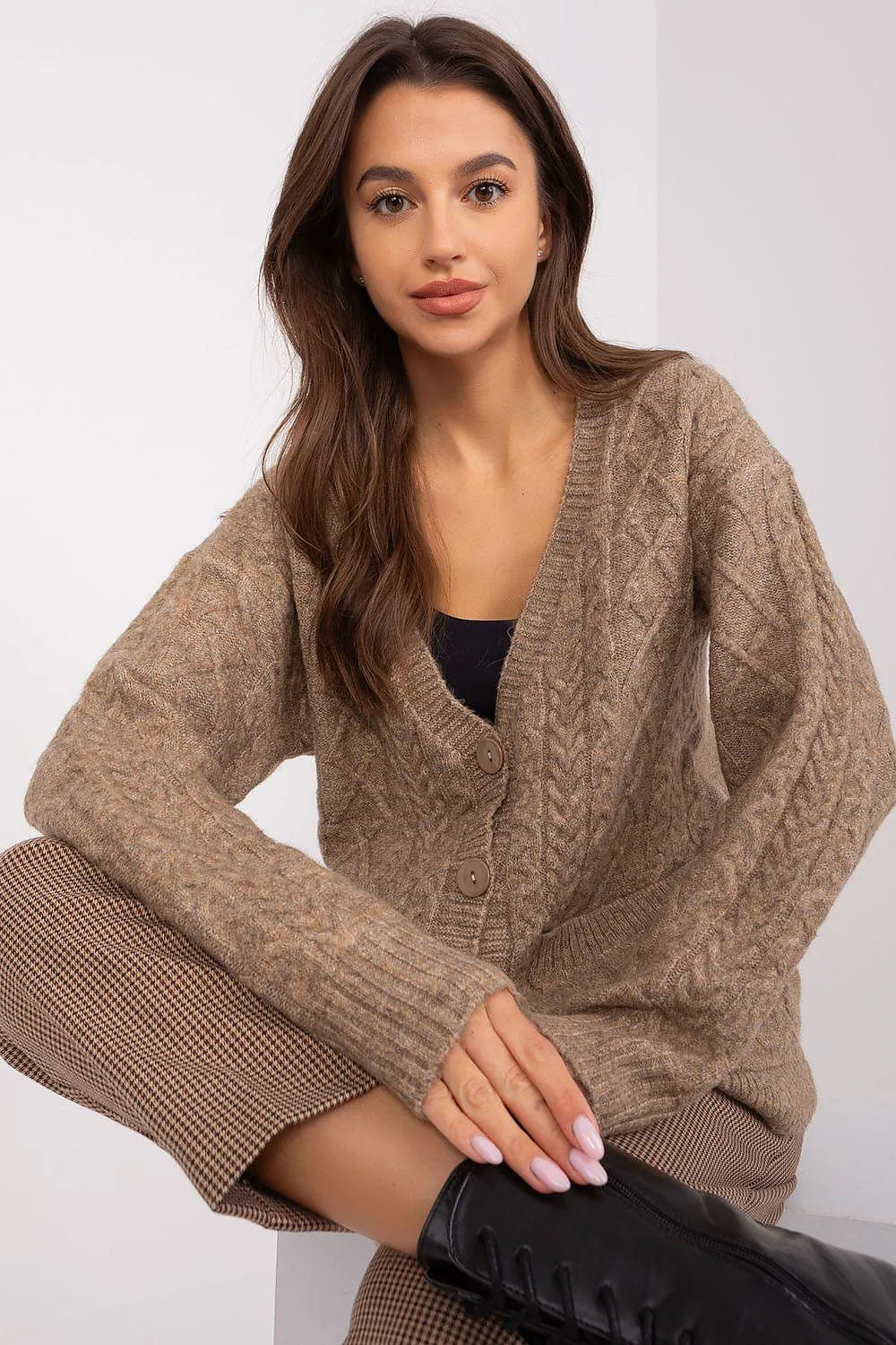 Chic V-Neck Knit Cardigan with Customizable Buttons