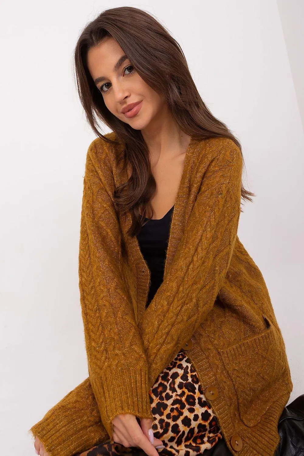 Chic V-Neck Knit Cardigan with Customizable Buttons