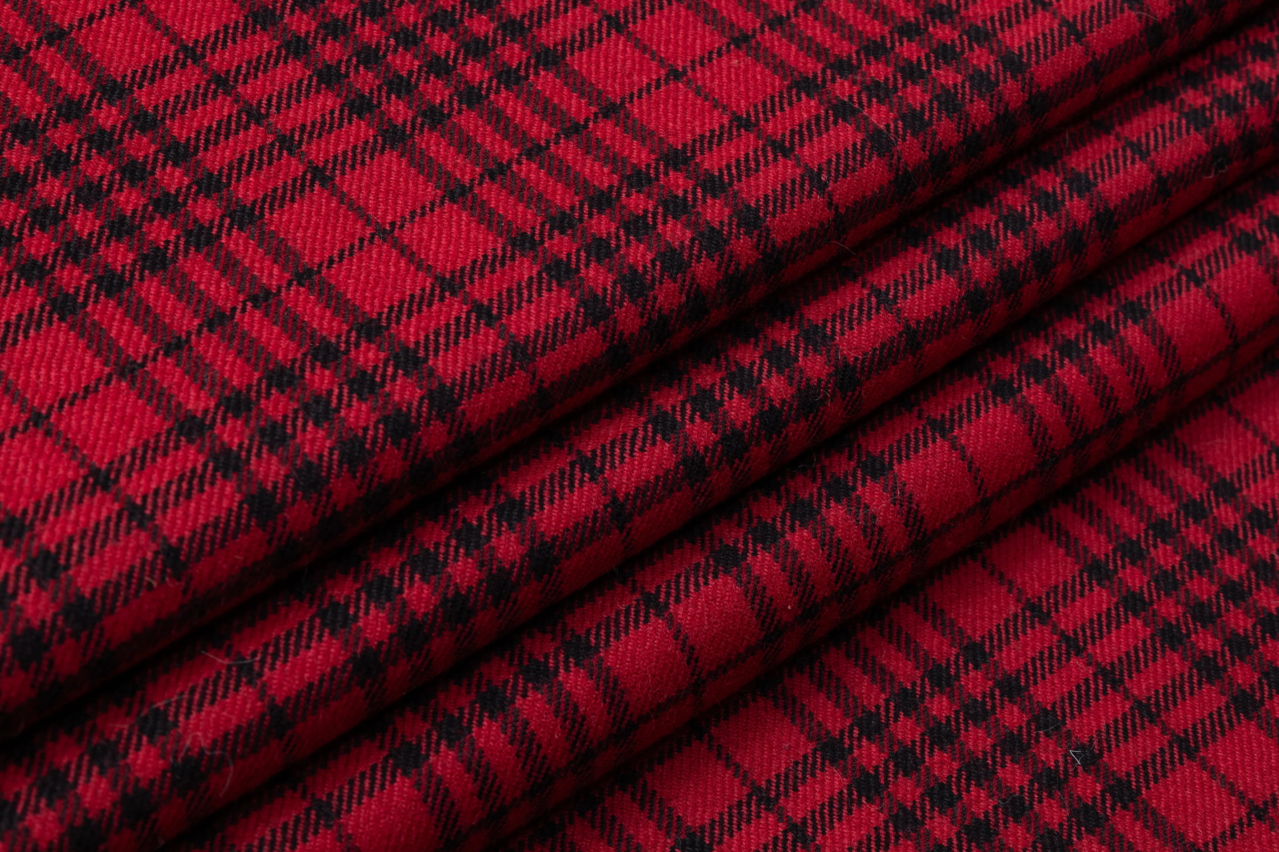 Plaid Italian Wool - Red / Black