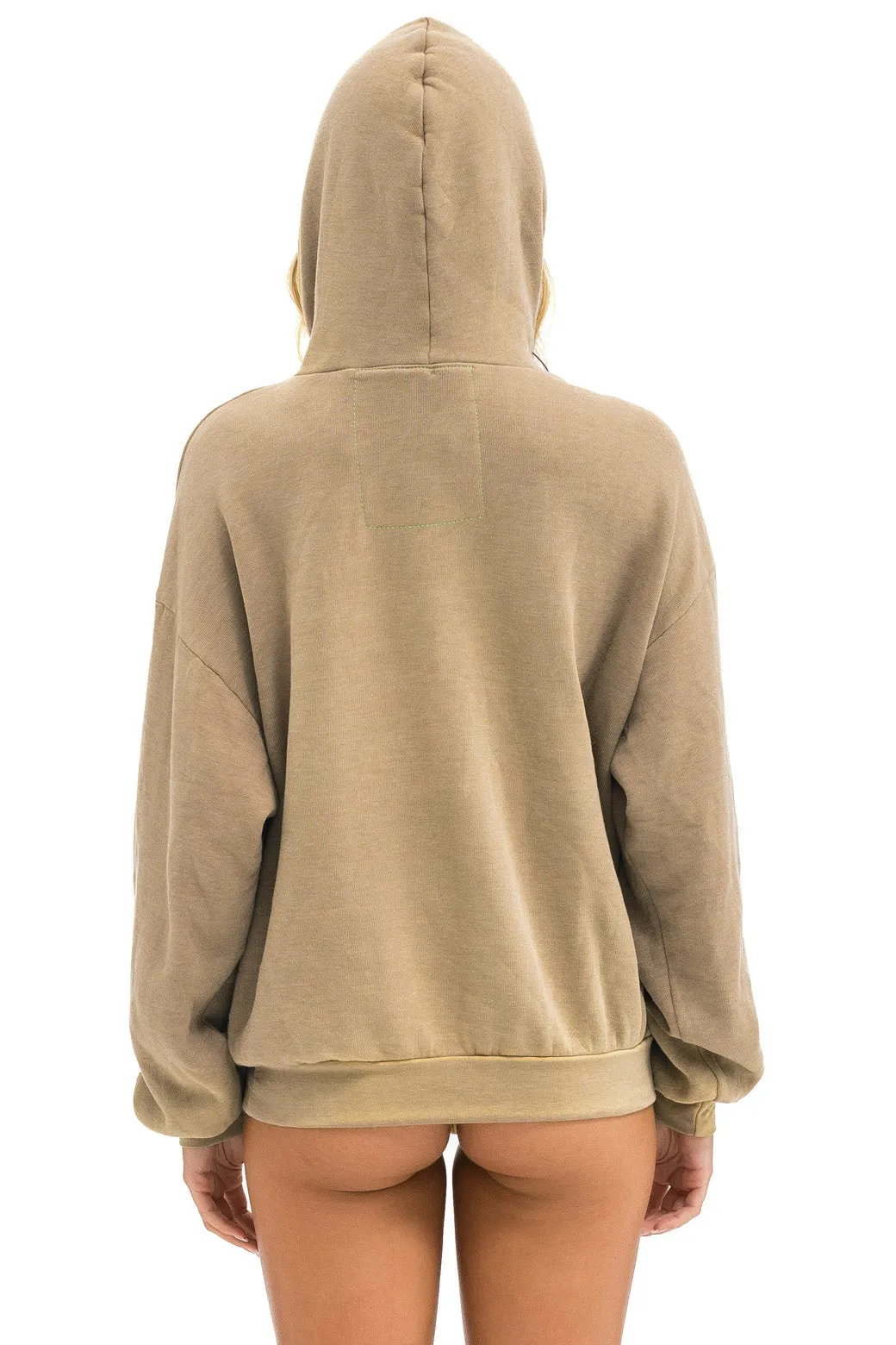 VINTAGE LOGO RELAXED PULLOVER HOODIE - FADED TAN