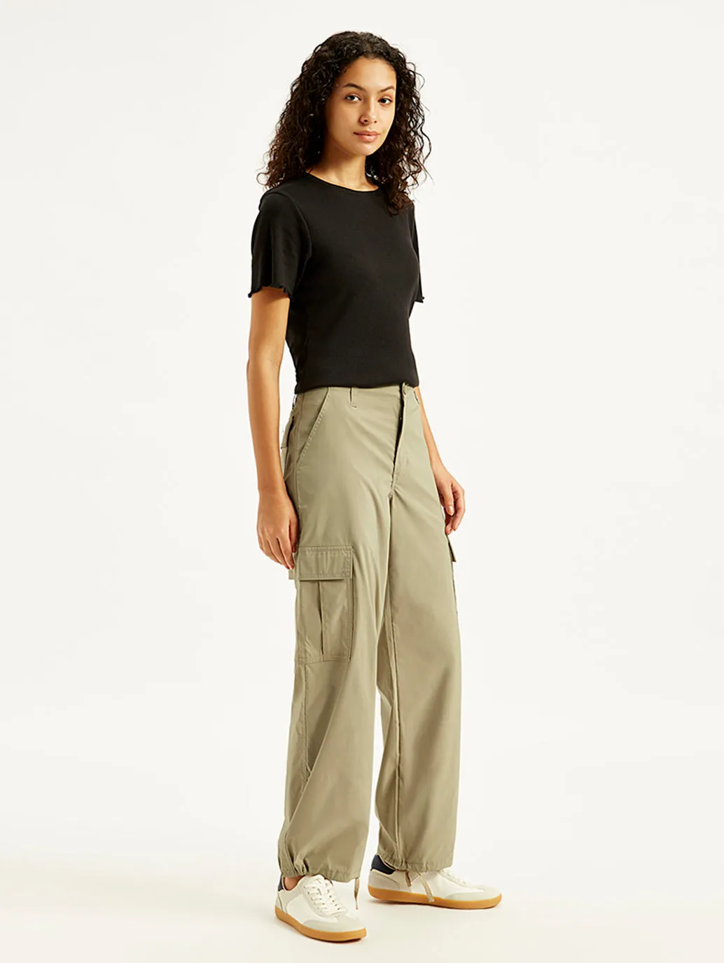 Women's Mid Rise Baggy Fit Cargo Trousers